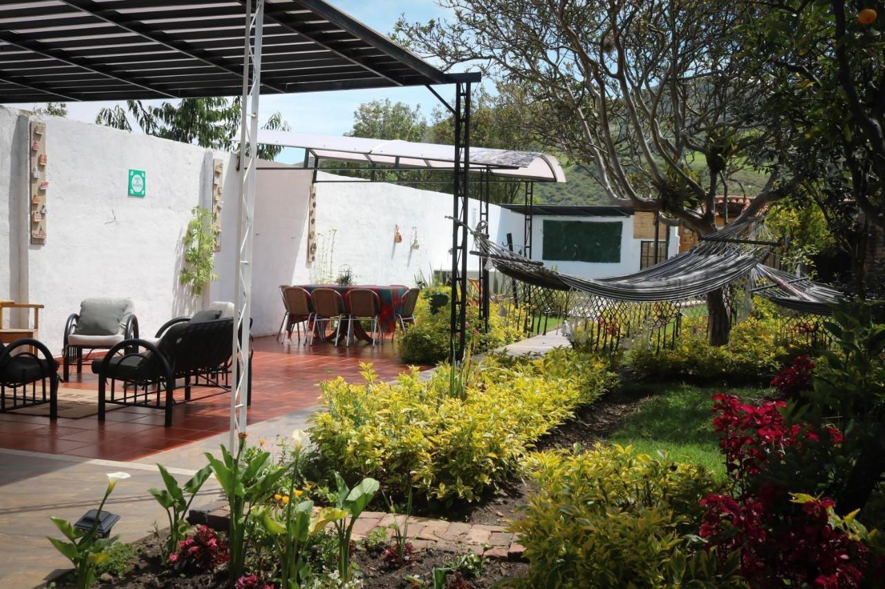 La Huerta Hotel Jiguales Exterior foto